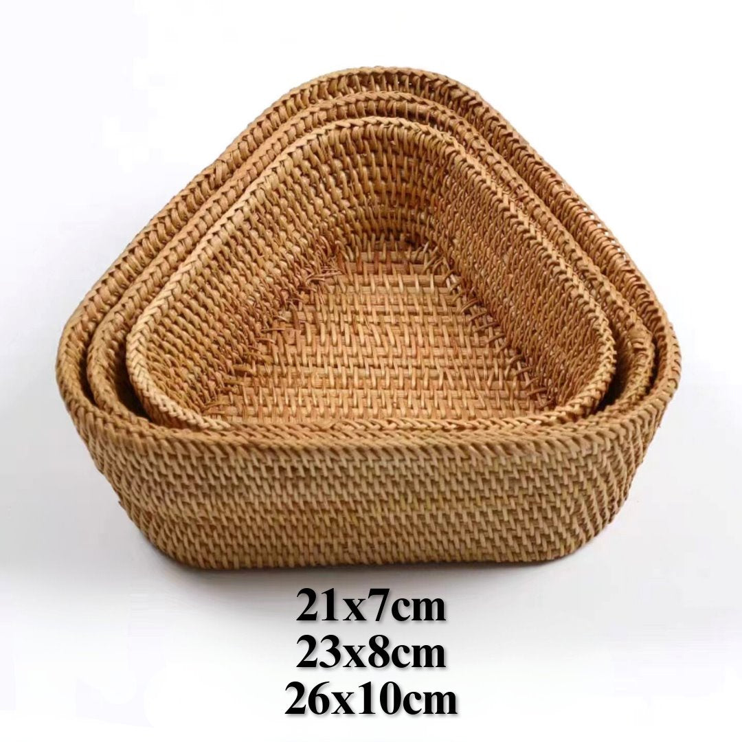 Cesta de Vime Rattan Artesanal Triangular Organizadores007 Cama Conforto Kit com 3 tamanhos 