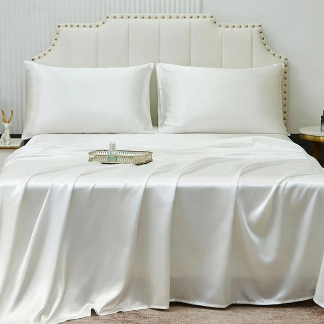 Conjunto de Lençóis de Cetim Luxuoso com Fronhas - Elegância e Conforto Realçados - Branco Roupa de Cama040 Cama Conforto Casal (138x188cm) Branco 