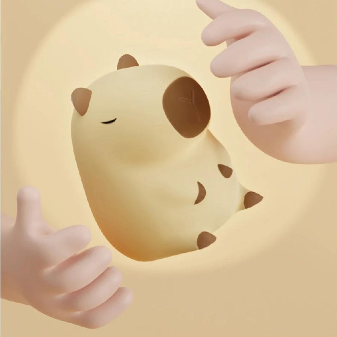 Luz Noturna LED Sensor de Toque USB Recarregável - Capivara Sentada Iluminação014 Cama Conforto 